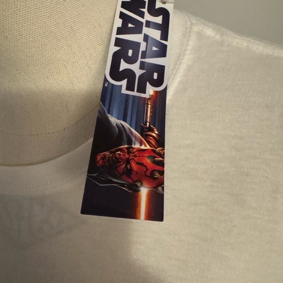 Star Wars Yoda NWT Graphic Tee - ptp 18” length 28” - Picture 3 of 5